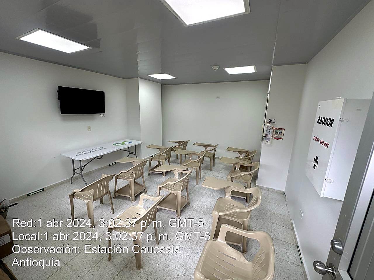 Fotografia de obra para Porteria y sala de briefing